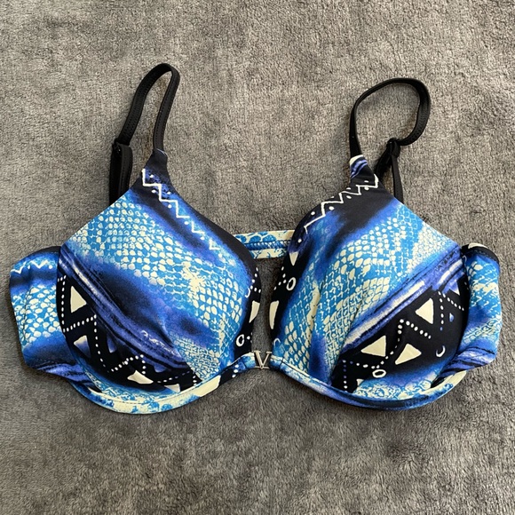 VENUS Swim Venus Swim Bikini Top Poshmark